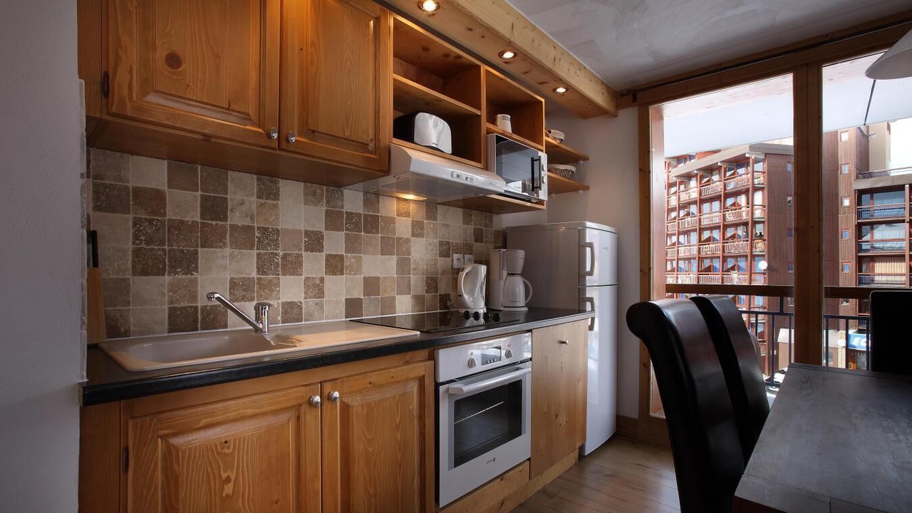 Photo of Kitchen in Arc-2000
