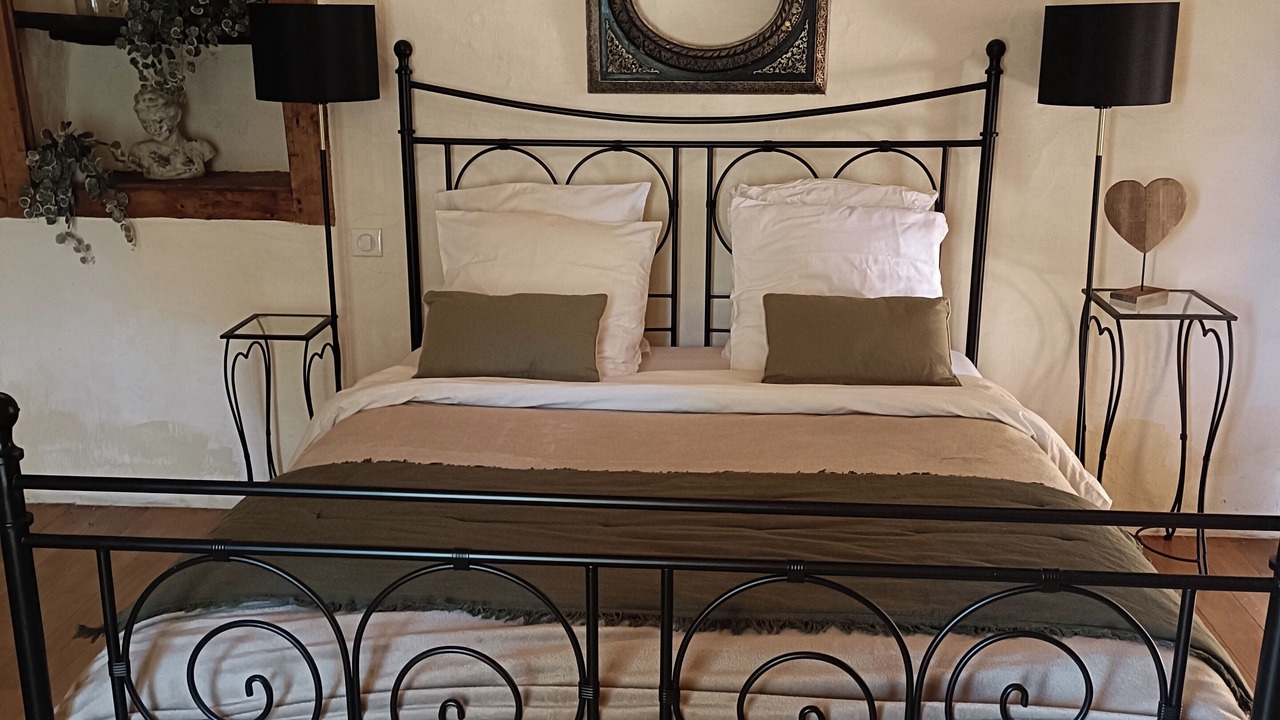 Photo of Bedroom in Saint-Cernin-de-lHerm