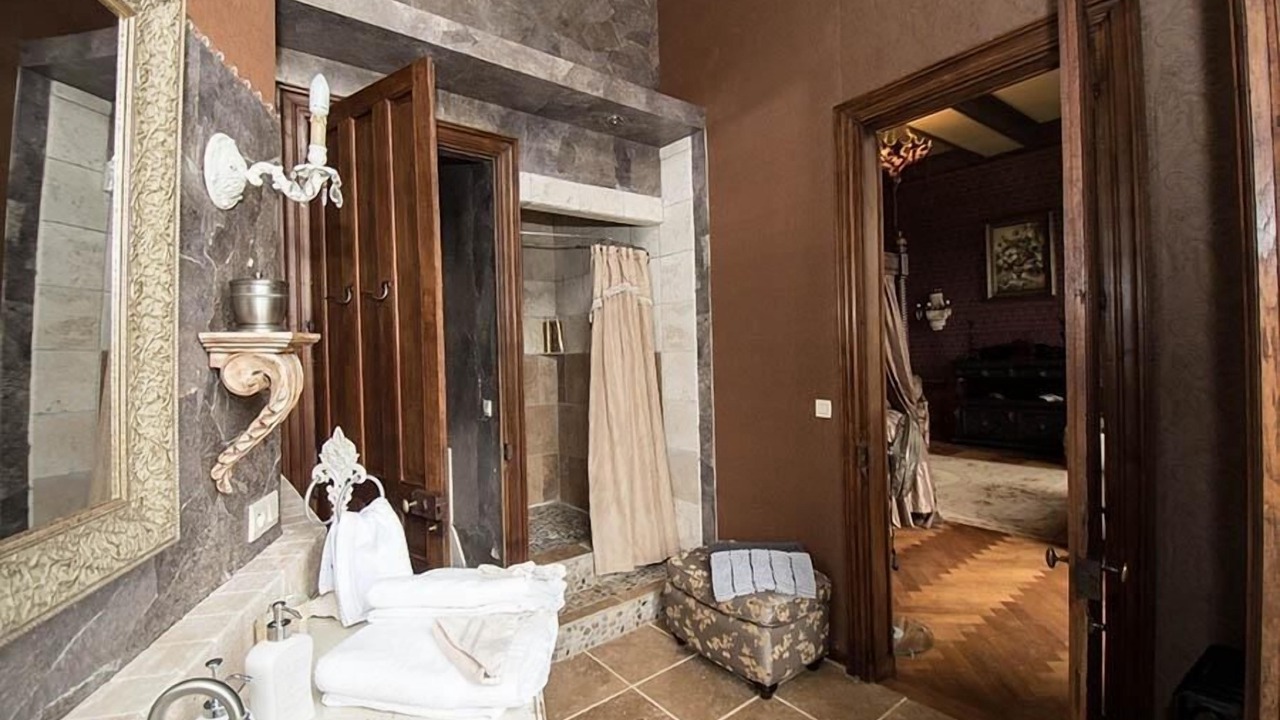 Photo of Bathroom in Cande