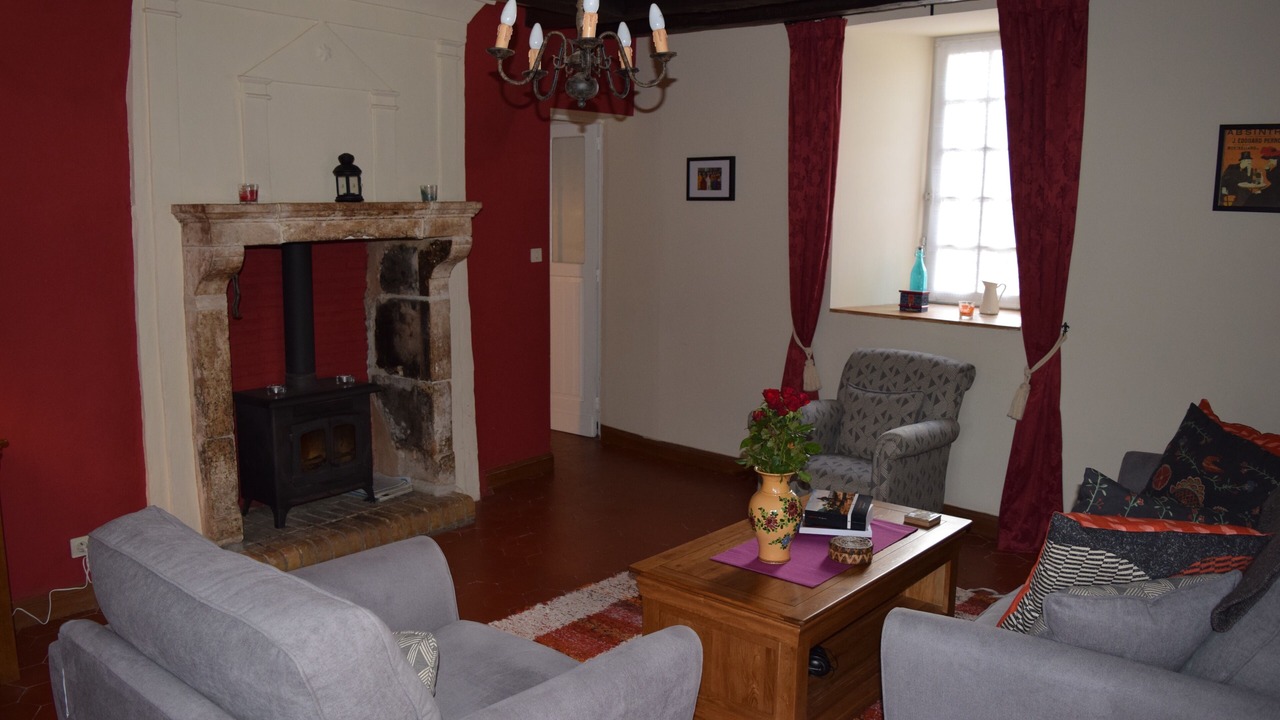 Photo of Livingroom in Asnieres sur Vegre