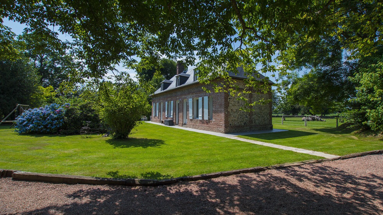 Photo of Outdoor in Saint-Pierre-du-Val