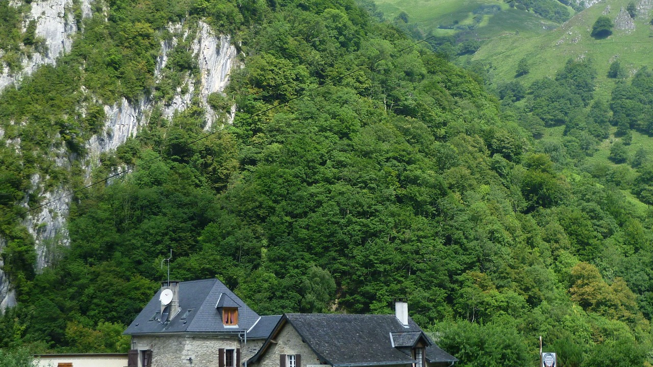 Photo of Outdoor in Accous