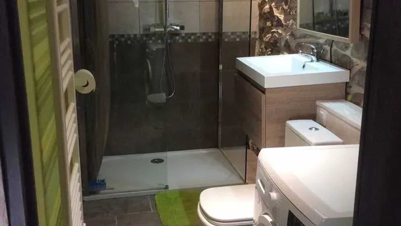 Photo of Bathroom in Ascou