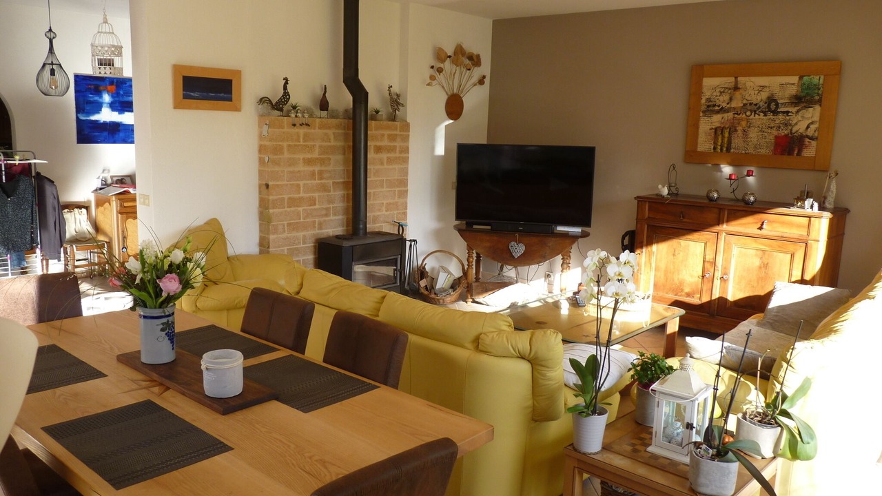 Photo of Livingroom in Faucon