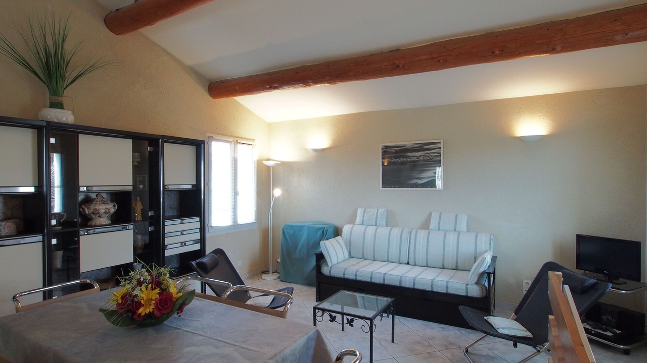 Photo of Livingroom in L'Isle-sur-la-Sorgue