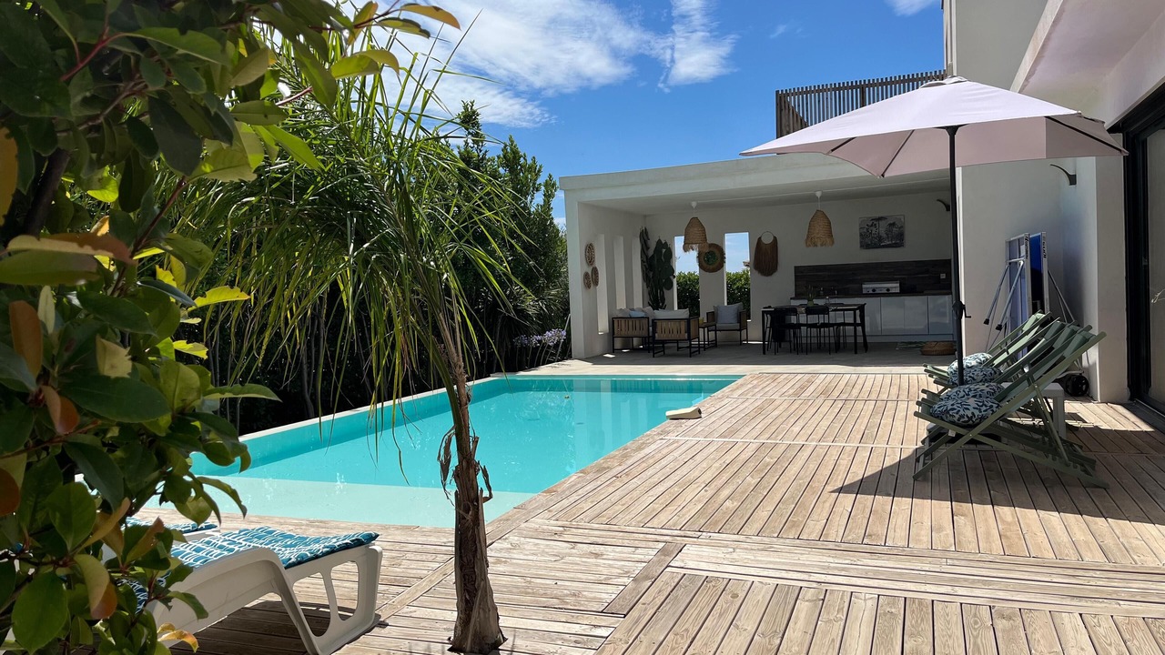 Photo of Outdoor in Aubais