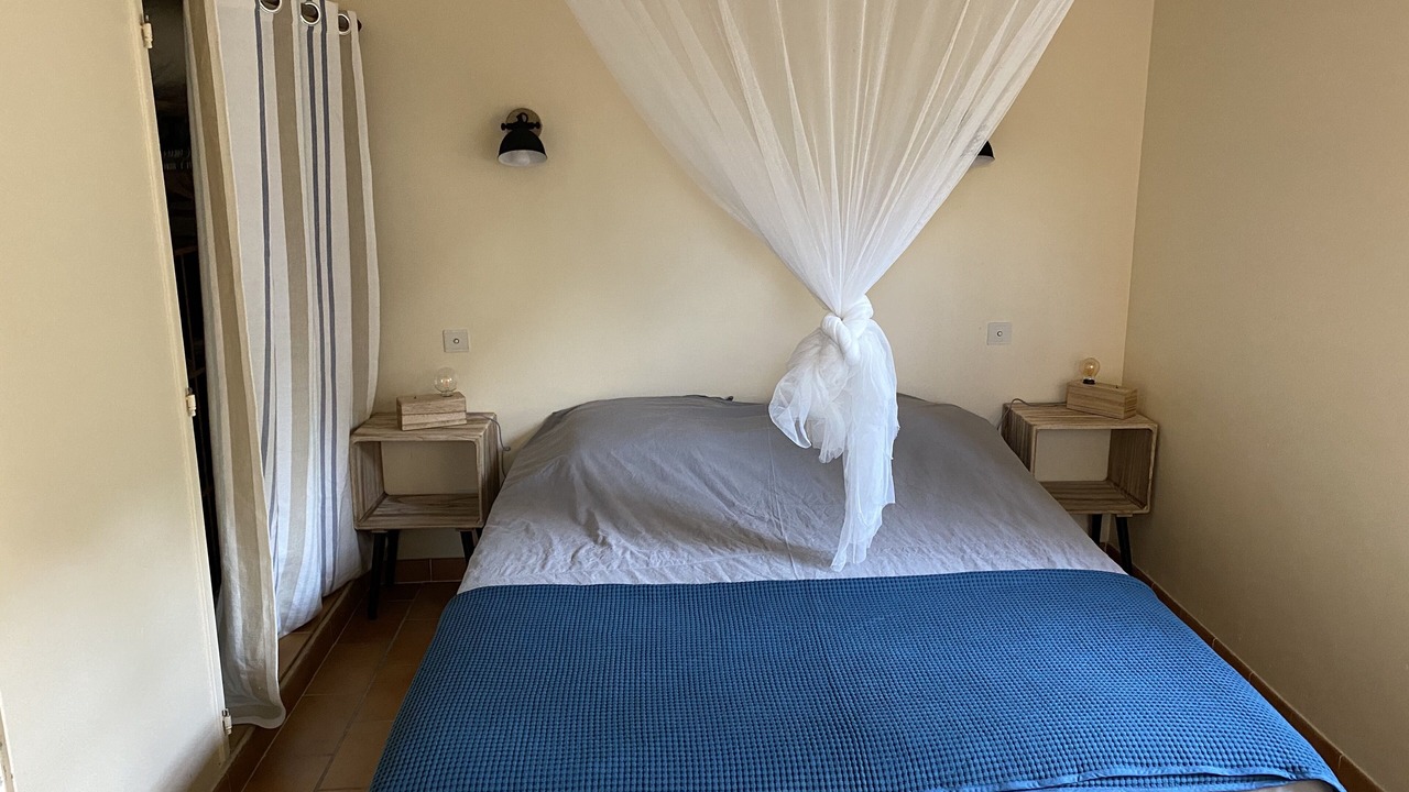 Photo of Bedroom in Entrecasteaux