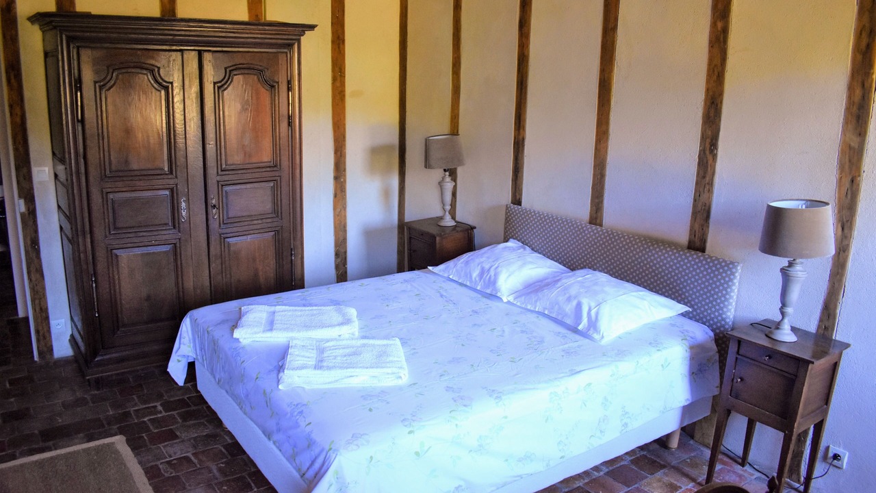 Photo of Bedroom in Pont-de-Ruan