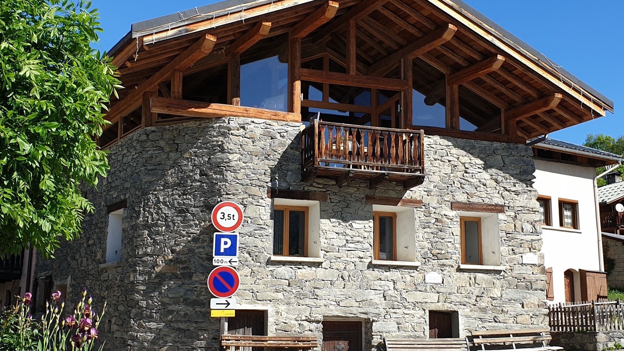 Photo of Outdoor in Saint-Marcel