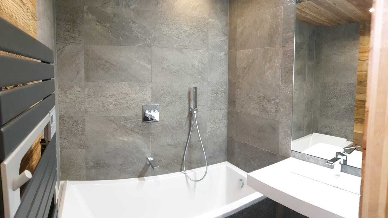 Photo of Bathroom in Saint-Marcel