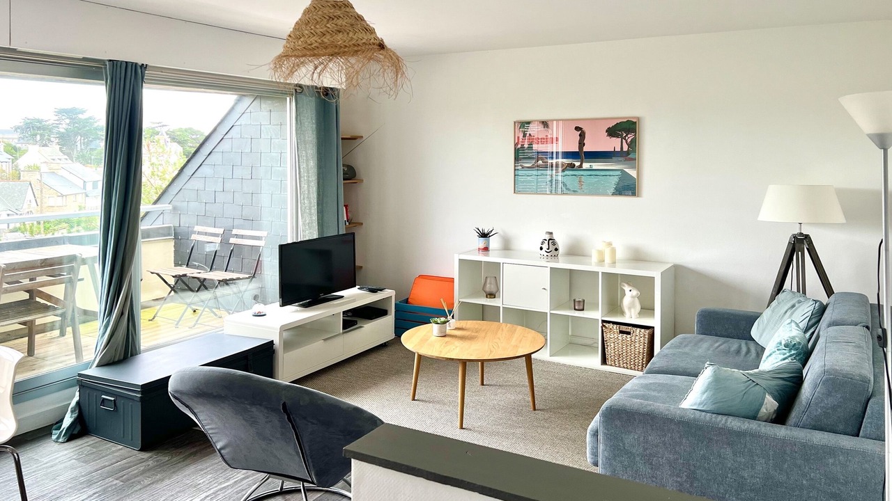 Photo of Livingroom in Saint-Ideuc