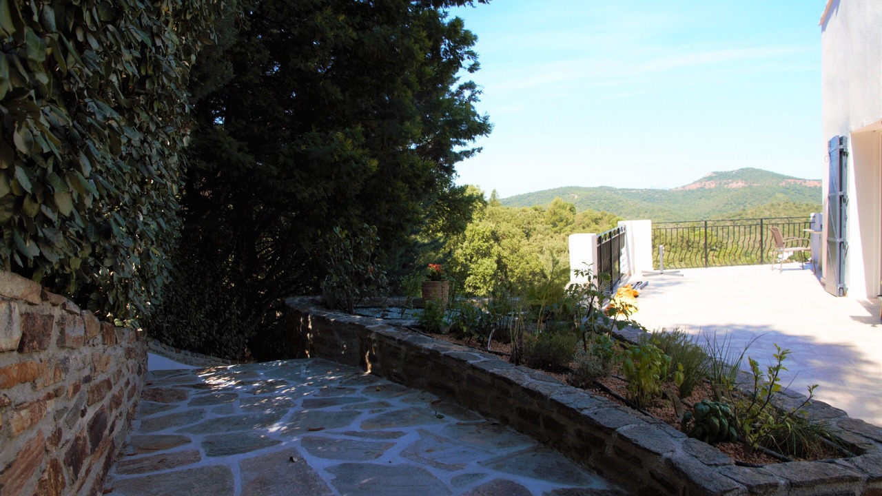 Photo of Patio Balcony in La Londe-les-Maures