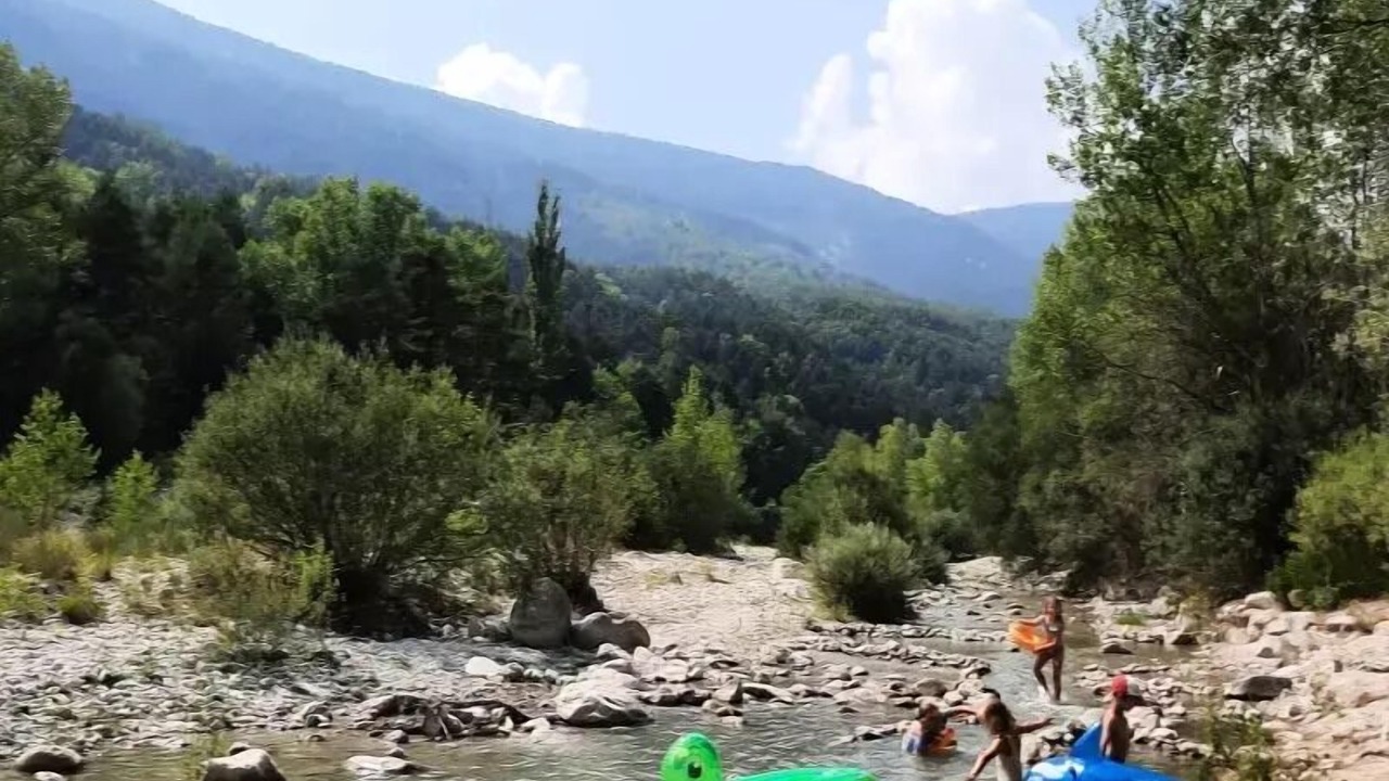 Photo of Others in Annot