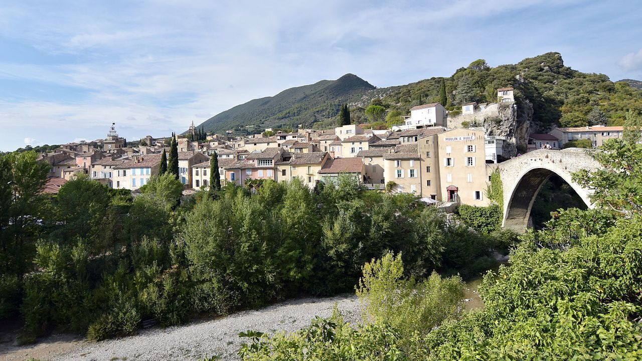 Photo of Outdoor in Rousset-les-Vignes