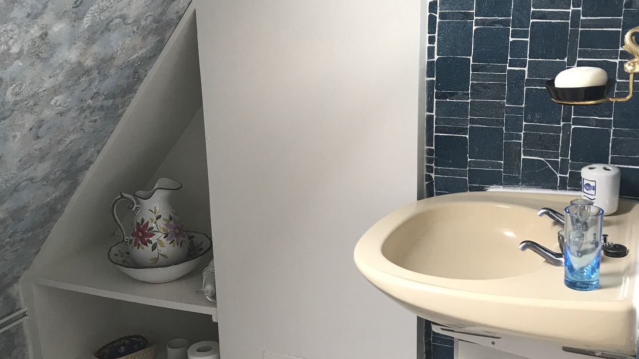 Photo of Bathroom in Rospez