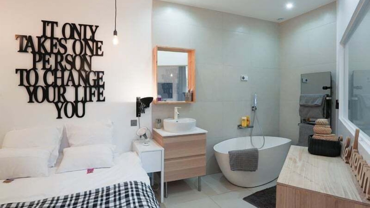 Photo of Bathroom in Voltaire - Saint Amour