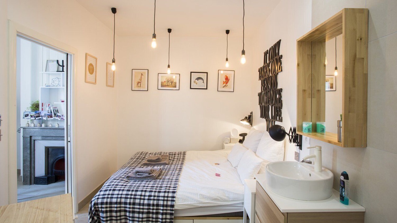 Photo of Bedroom in Voltaire - Saint Amour