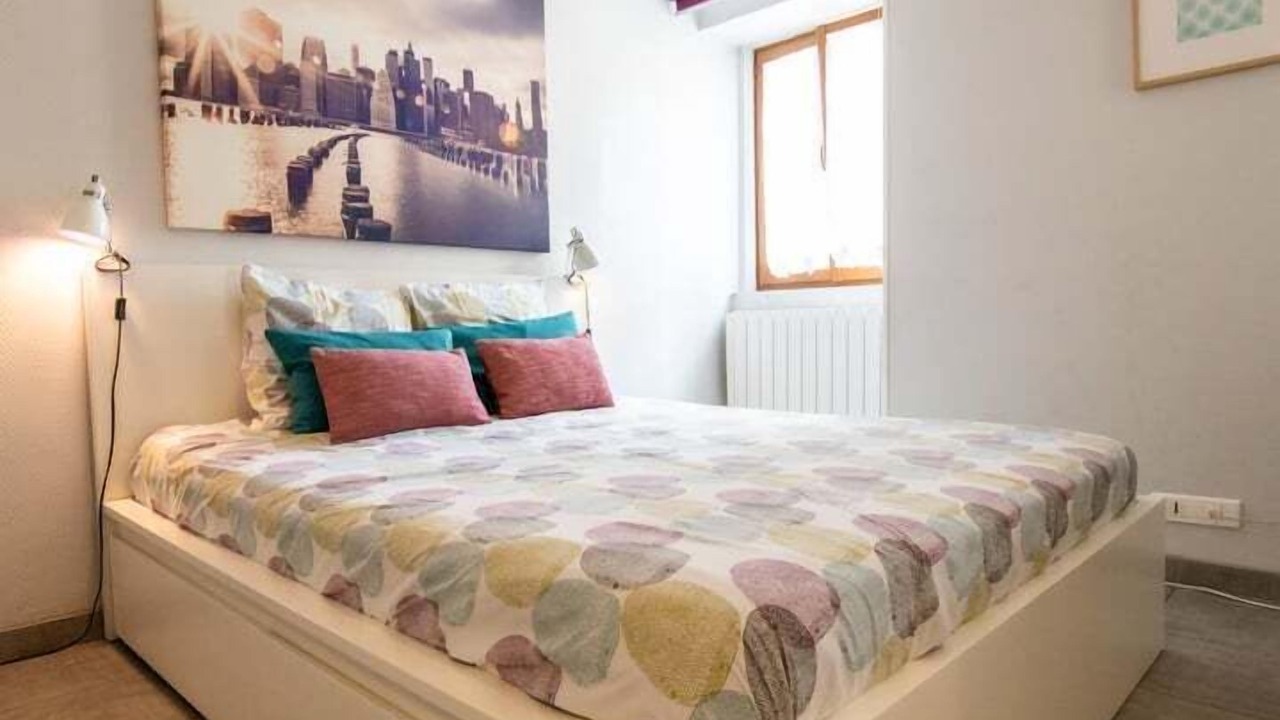 Photo of Bedroom in Saint-Germain-au-Mont-d'Or