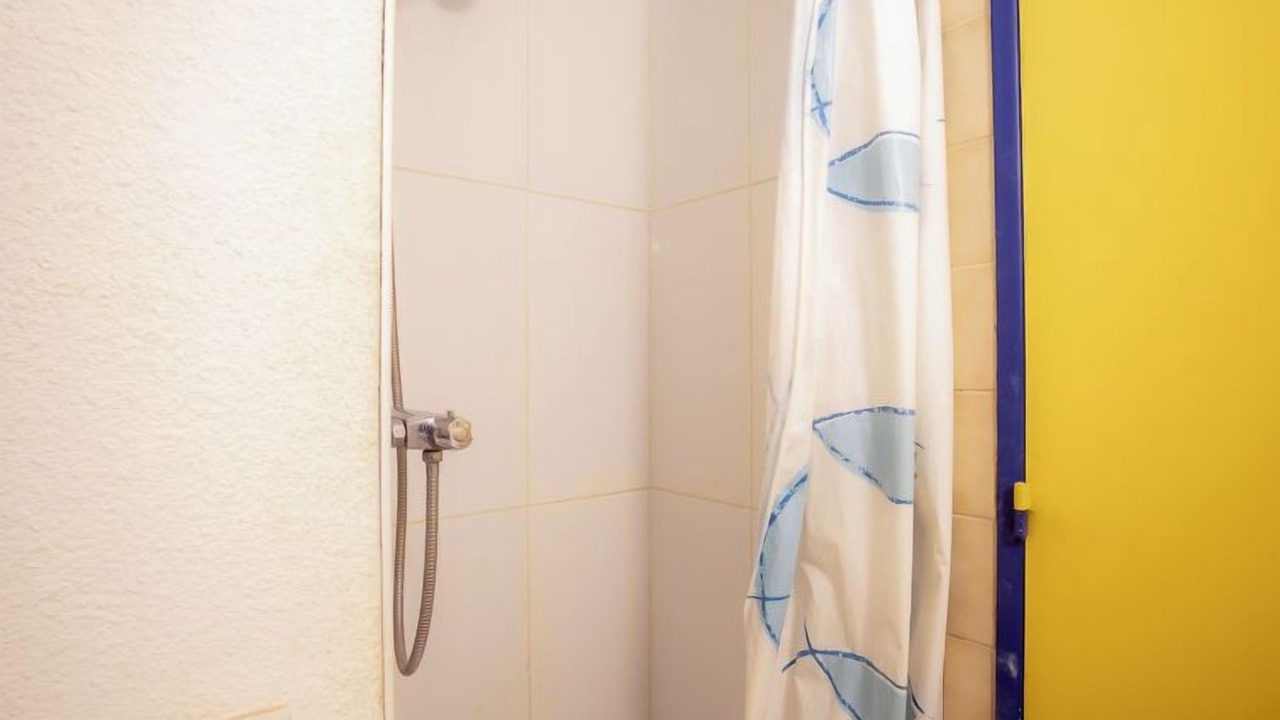 Photo of Bathroom in Le Grau-Du-Roi