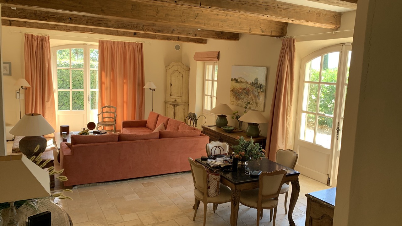Photo of Livingroom in Paradou