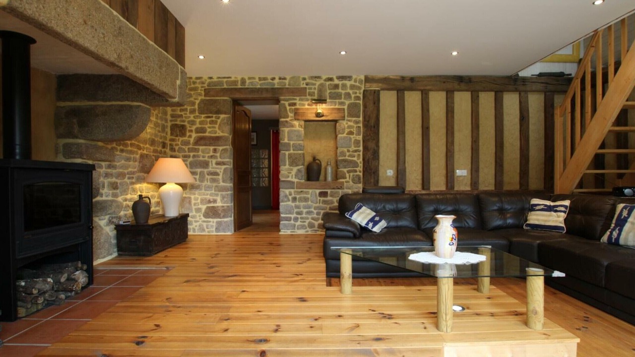 Photo of Livingroom in Le Val-Saint-Pere