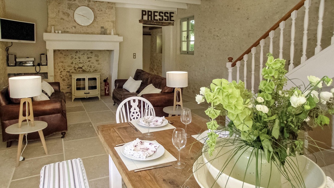 Photo of Bedroom in Saint-Martin-des-Combes