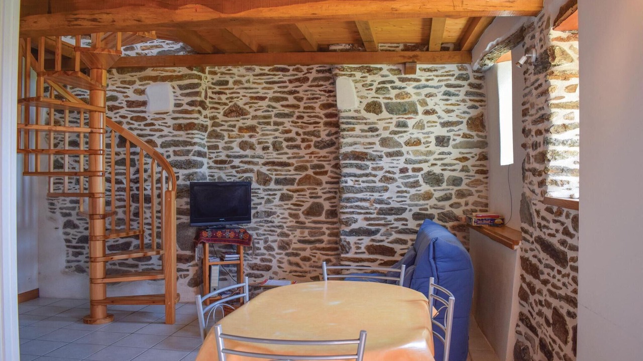 Photo of Bedroom in Minihy-Treguier