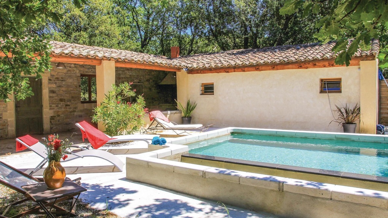 Photo of Outdoor in Roche-Saint-Secret