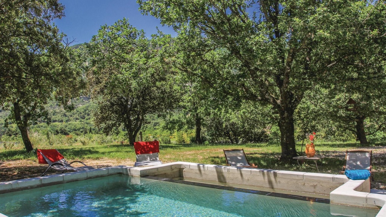 Photo of Outdoor in Roche-Saint-Secret