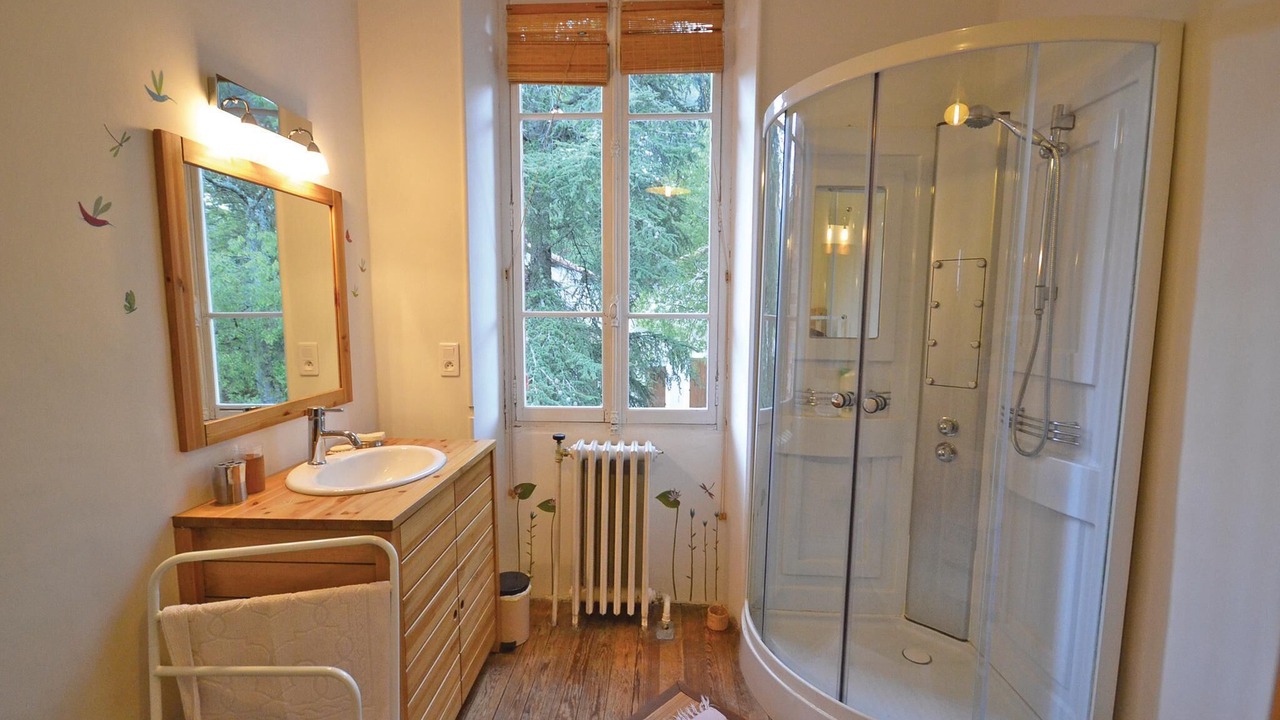 Photo of Bathroom in Puymeras