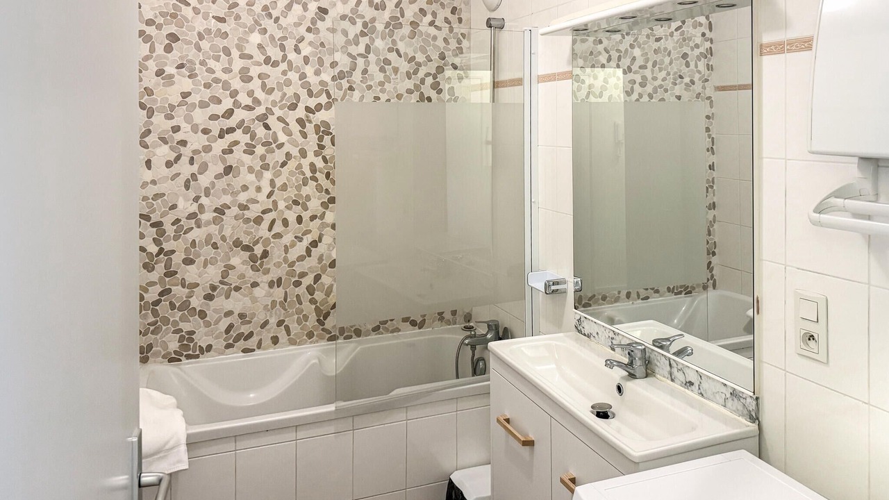Photo of Bathroom in La Cote Radieuse