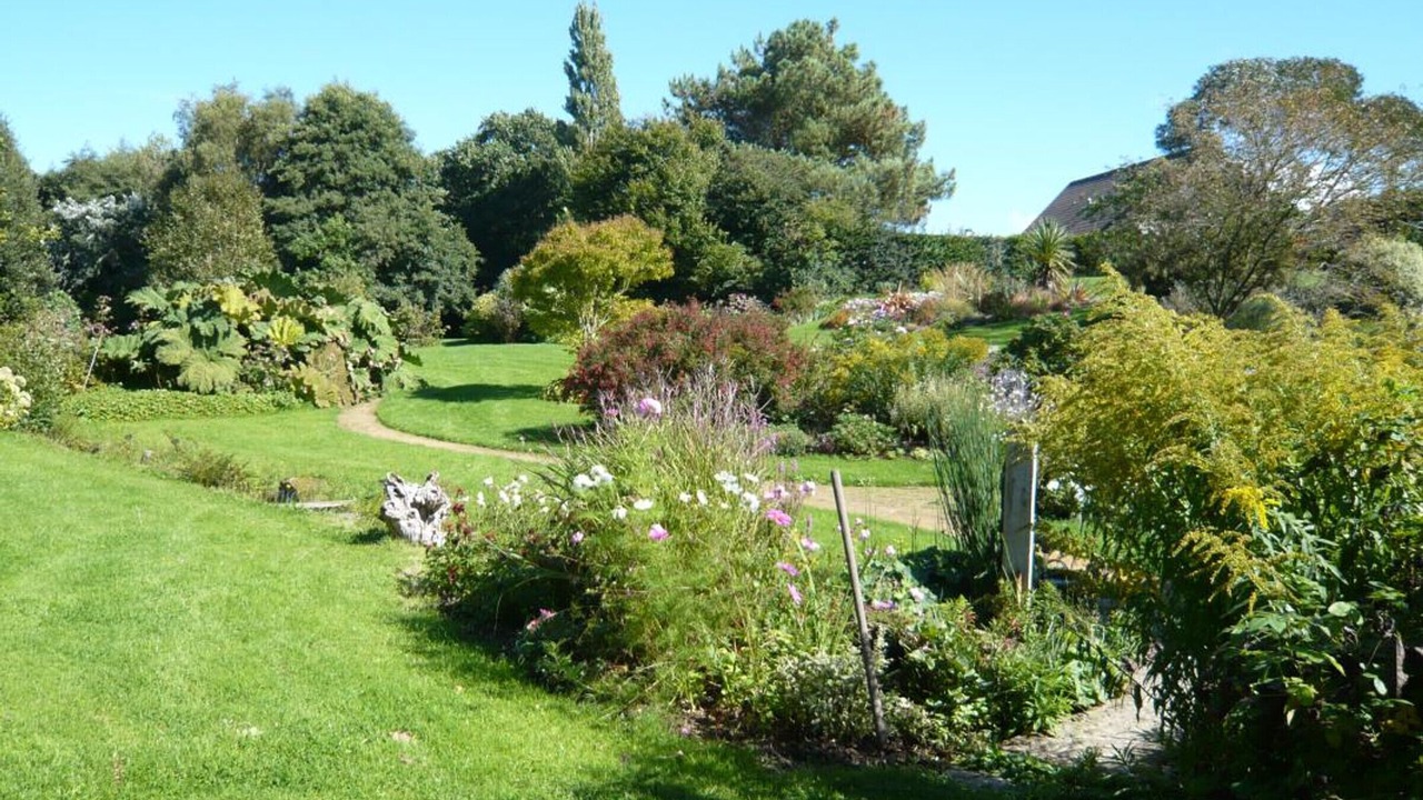 Photo of Outdoor in Theville