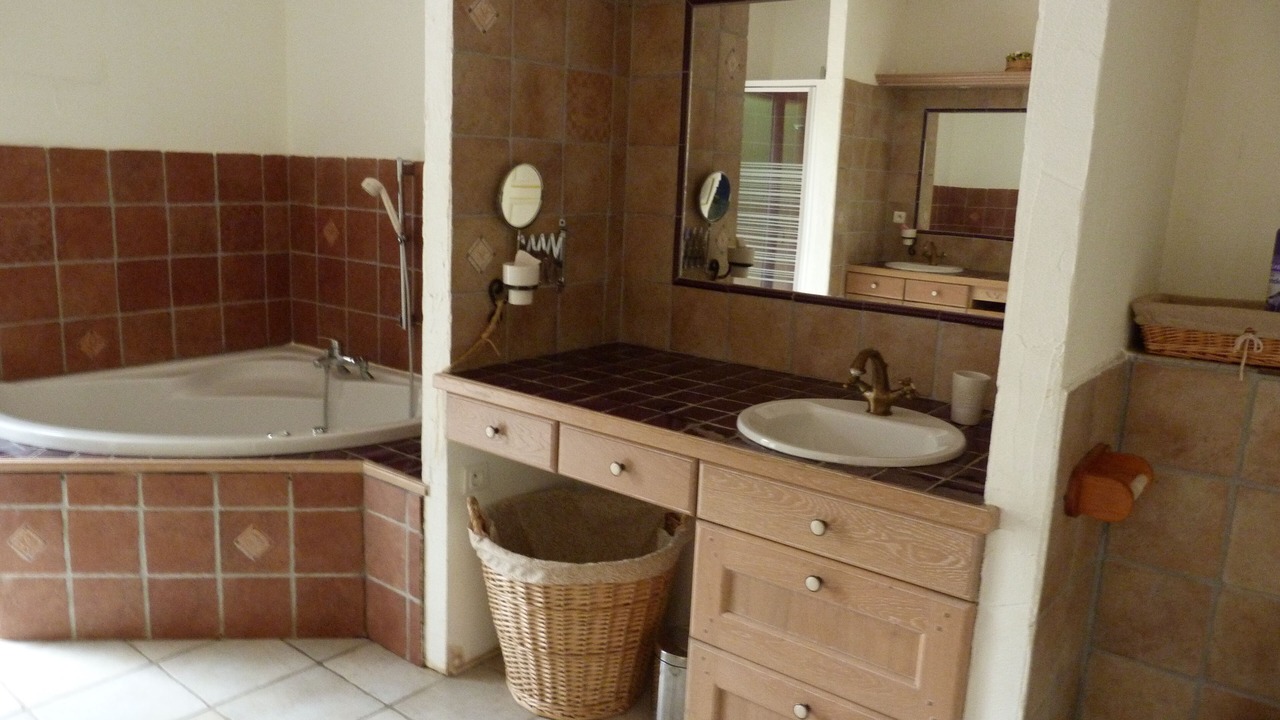 Photo of Bathroom in Vallabrix