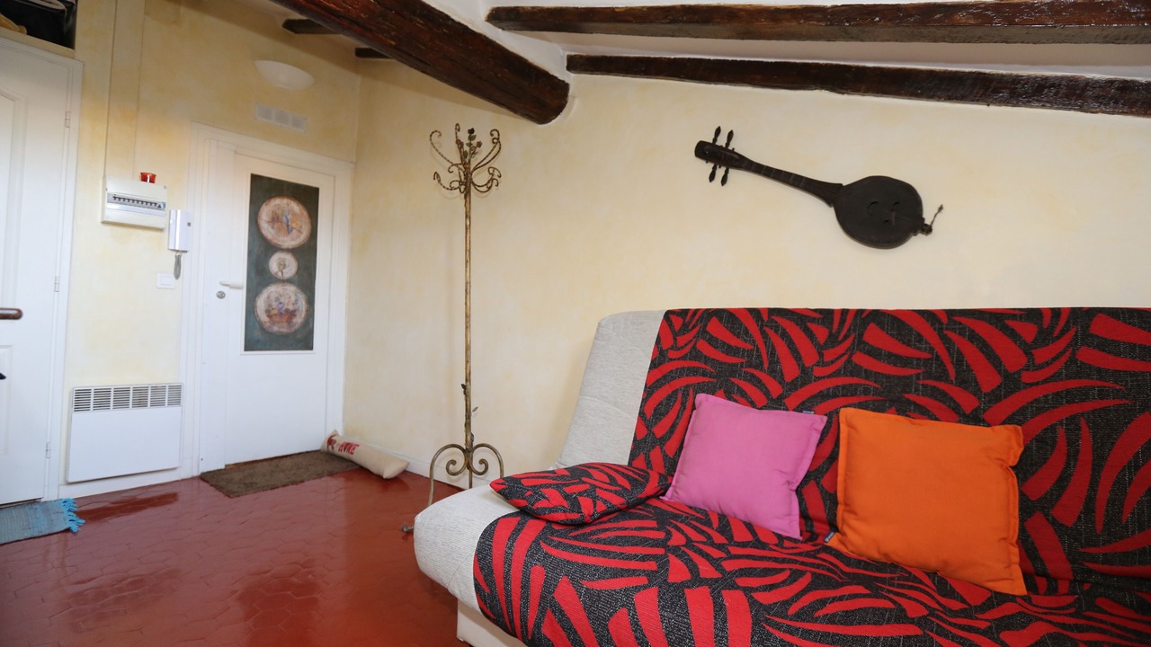 Photo of Livingroom in Old Town