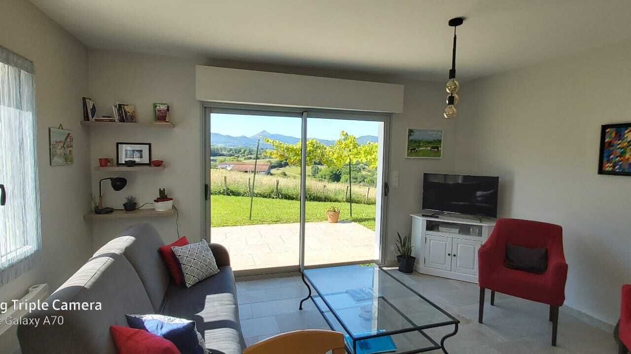 Photo of Livingroom in Ainhoa