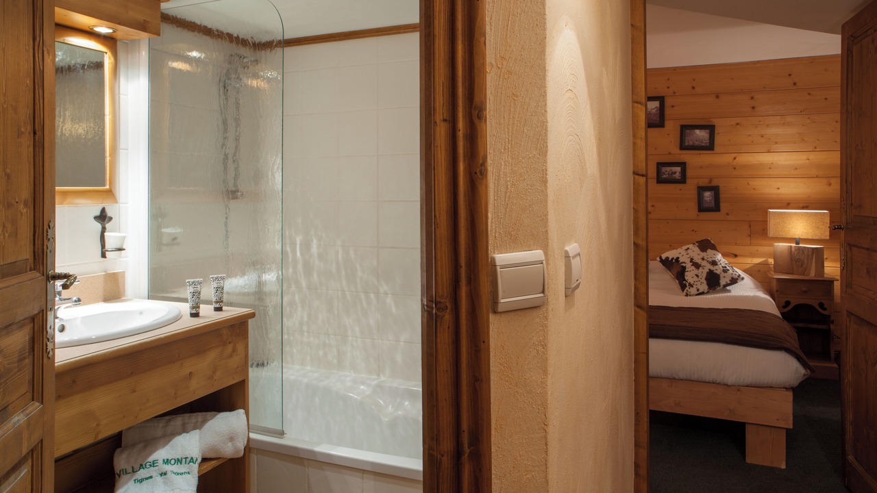 Photo of Bathroom in Les Almes