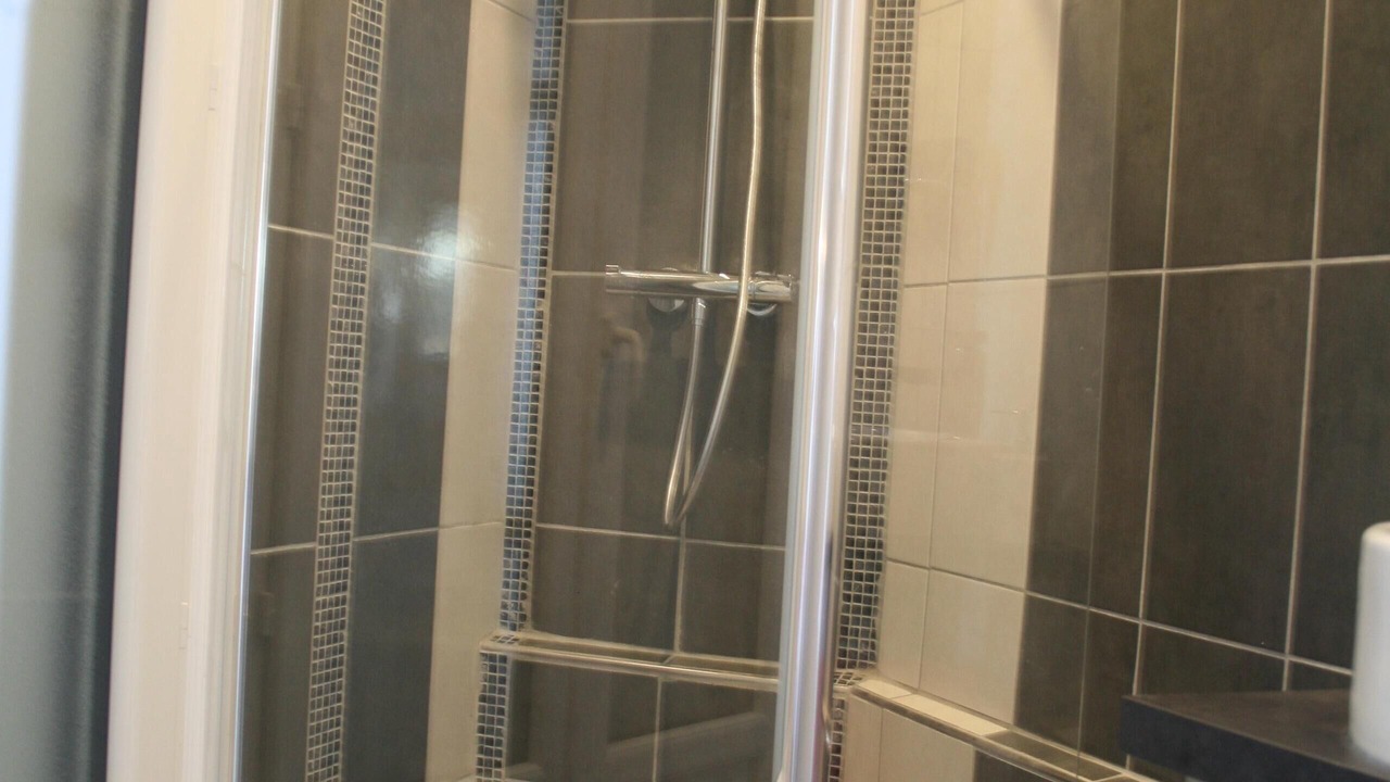Photo of Bathroom in Lisieux