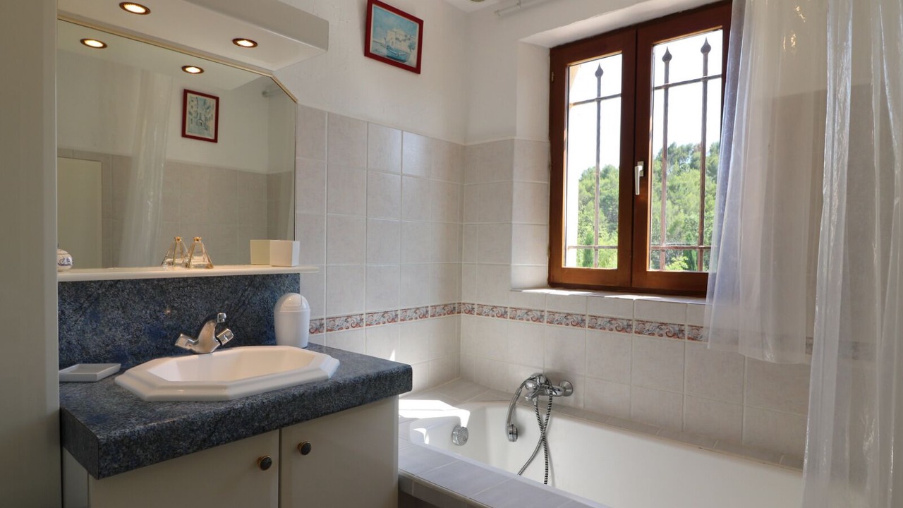 Photo of Bathroom in Seillans