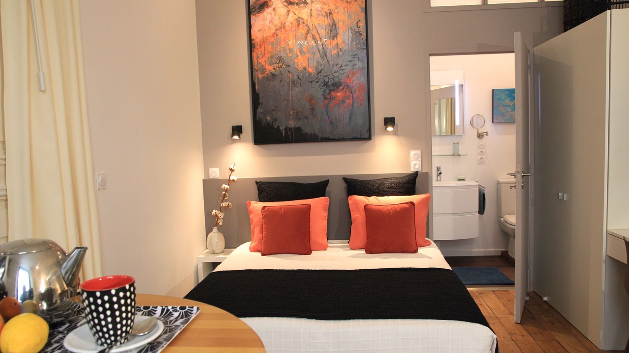 Photo of Bedroom in La Rochelle City Centre