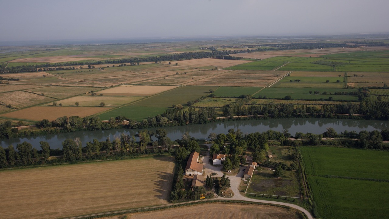 Photo of Outdoor in Arles