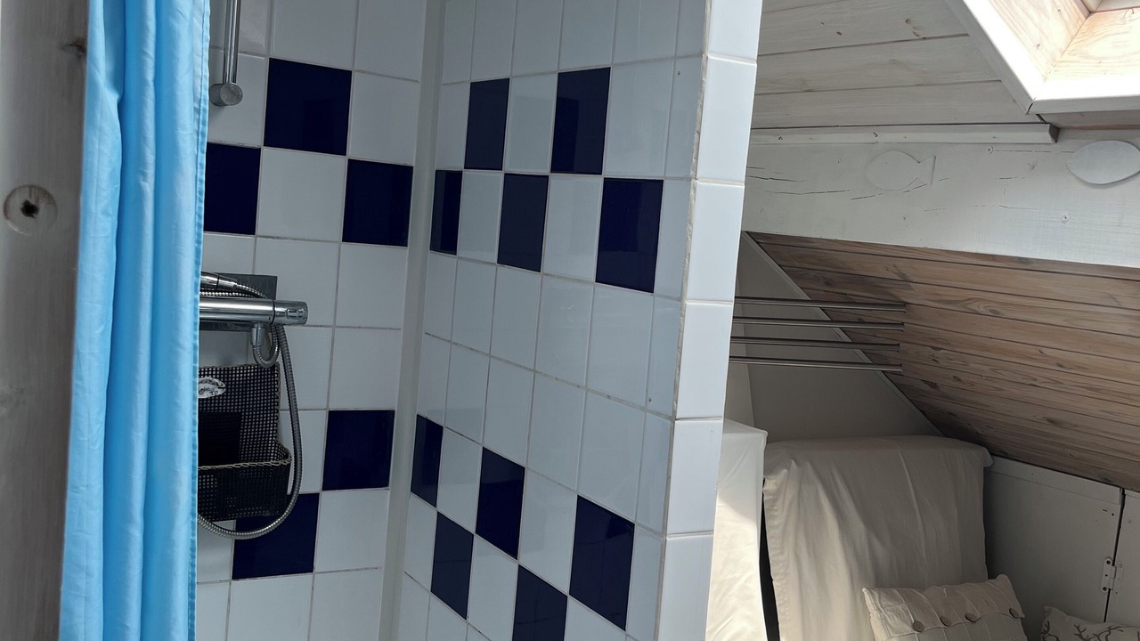 Photo of Bathroom in Cauderan