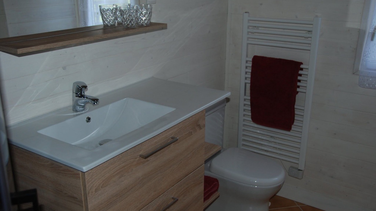 Photo of Bathroom in Moyaux