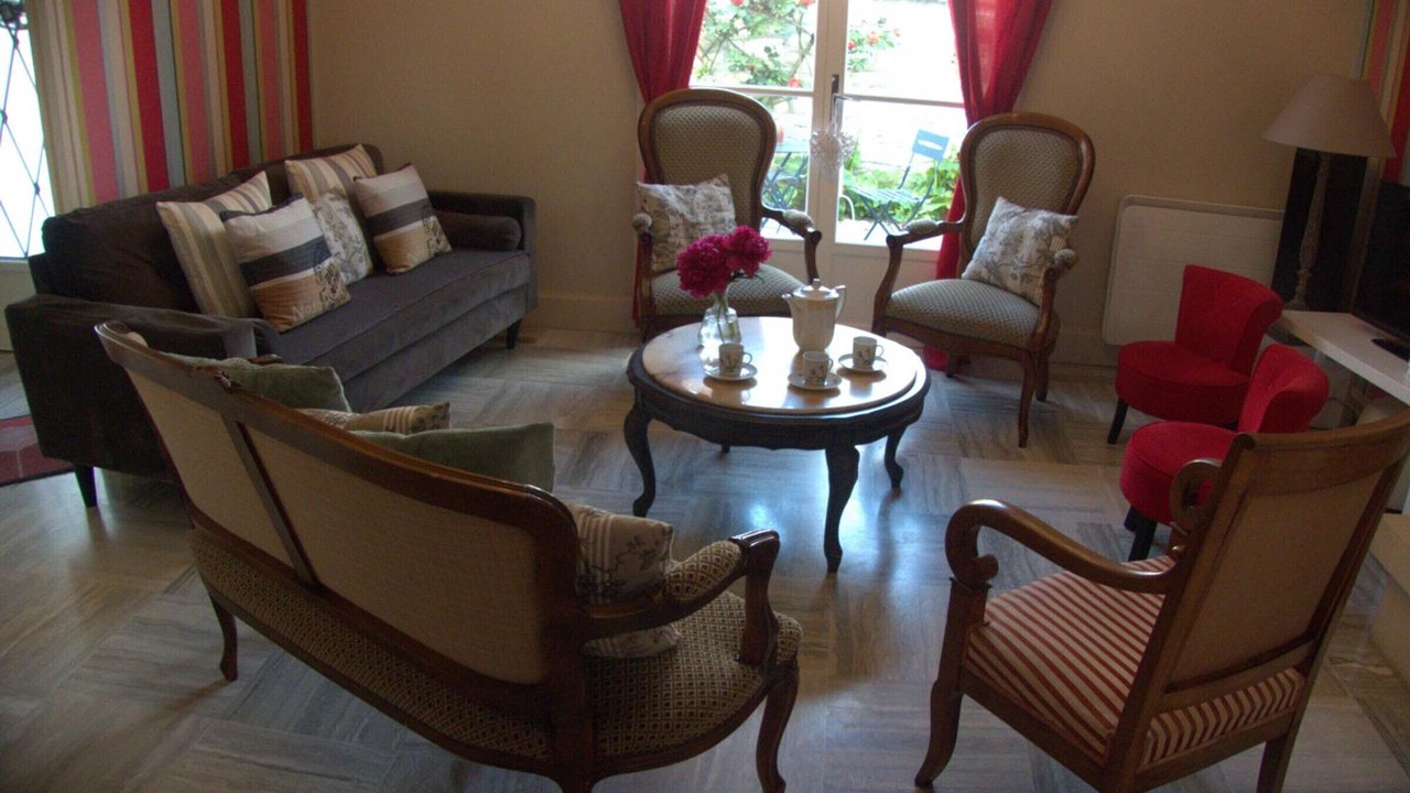 Photo of Livingroom in Cravant-les-Coteaux