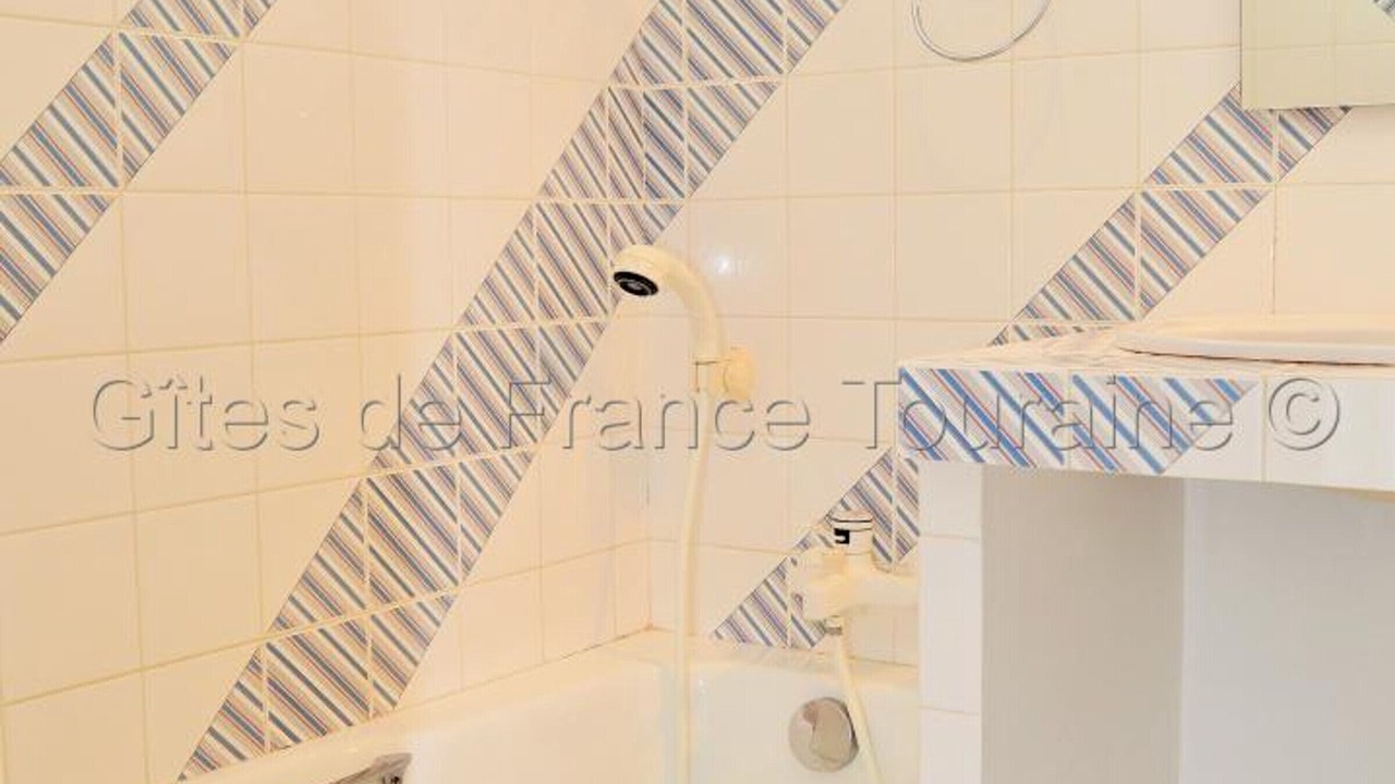 Photo of Bathroom in Azay-le-Rideau