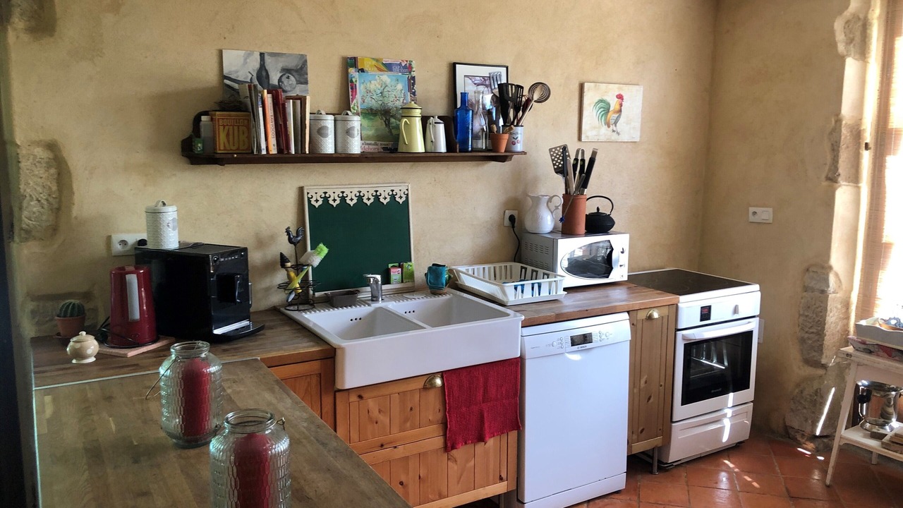 Photo of Kitchen in Mireval-Lauragais
