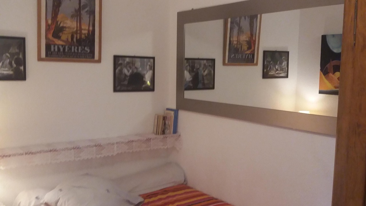 Photo of Bedroom in Hyeres City Centre