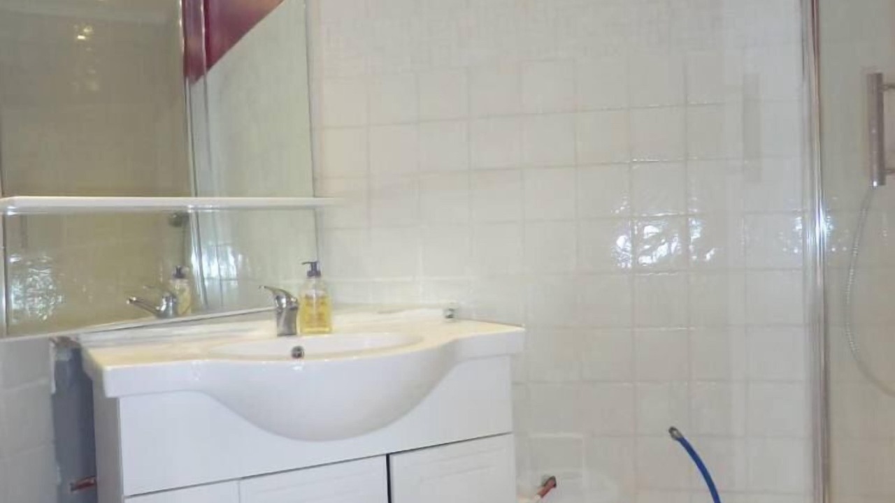 Photo of Bathroom in Rompon