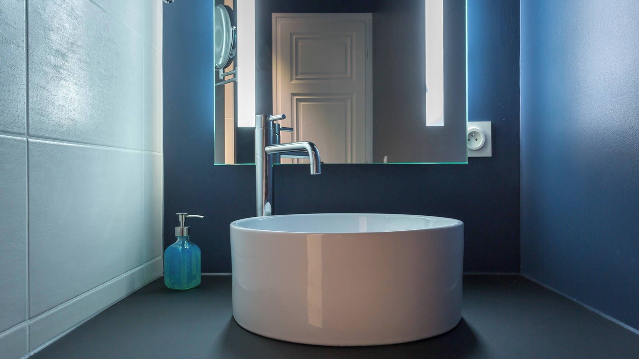 Photo of Bathroom in Griffon - Royale