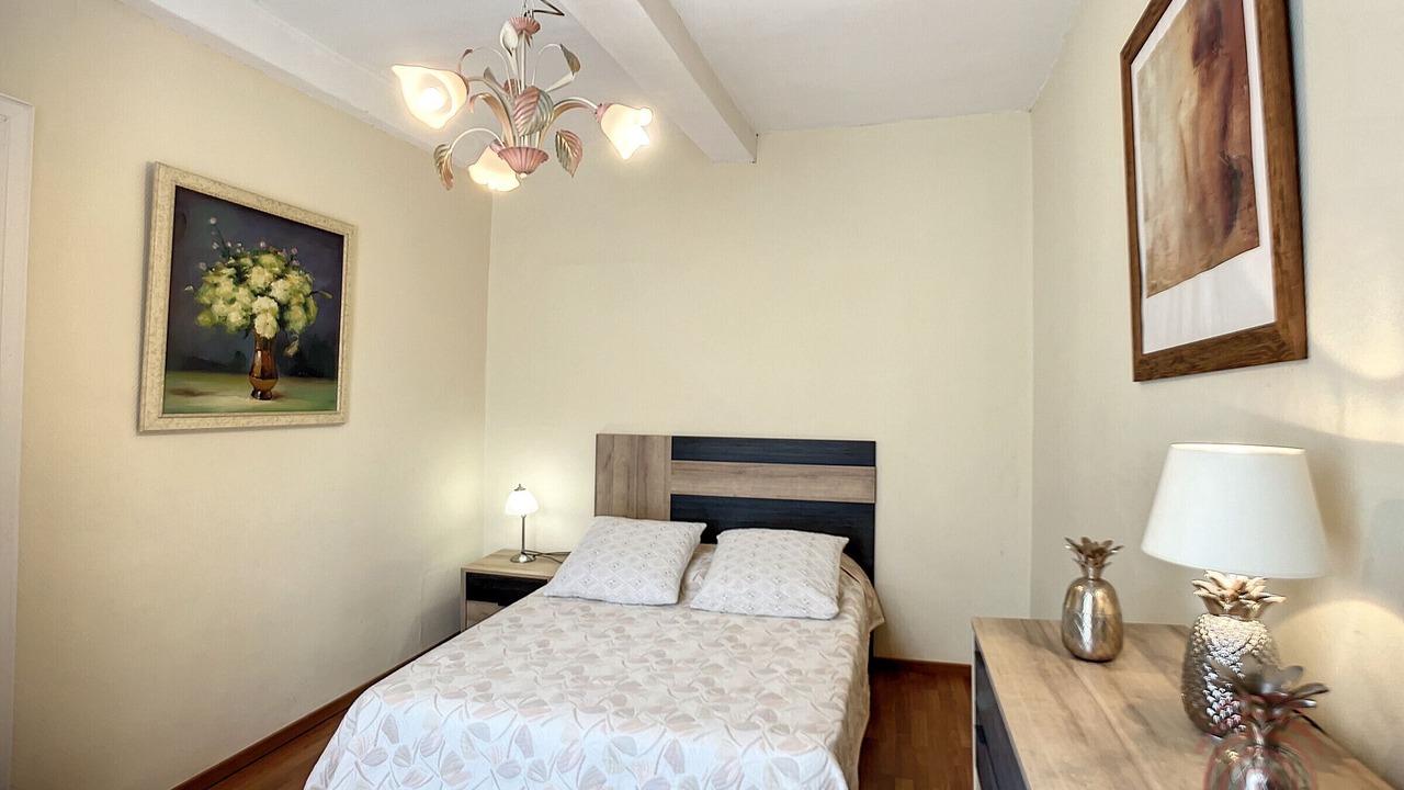 Photo of Bedroom in Lamalou-les-Bains