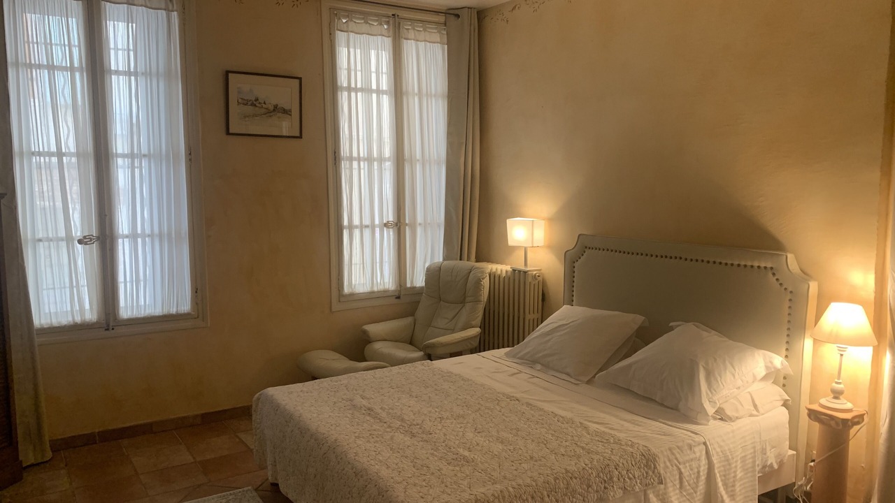 Photo of Bedroom in Cite